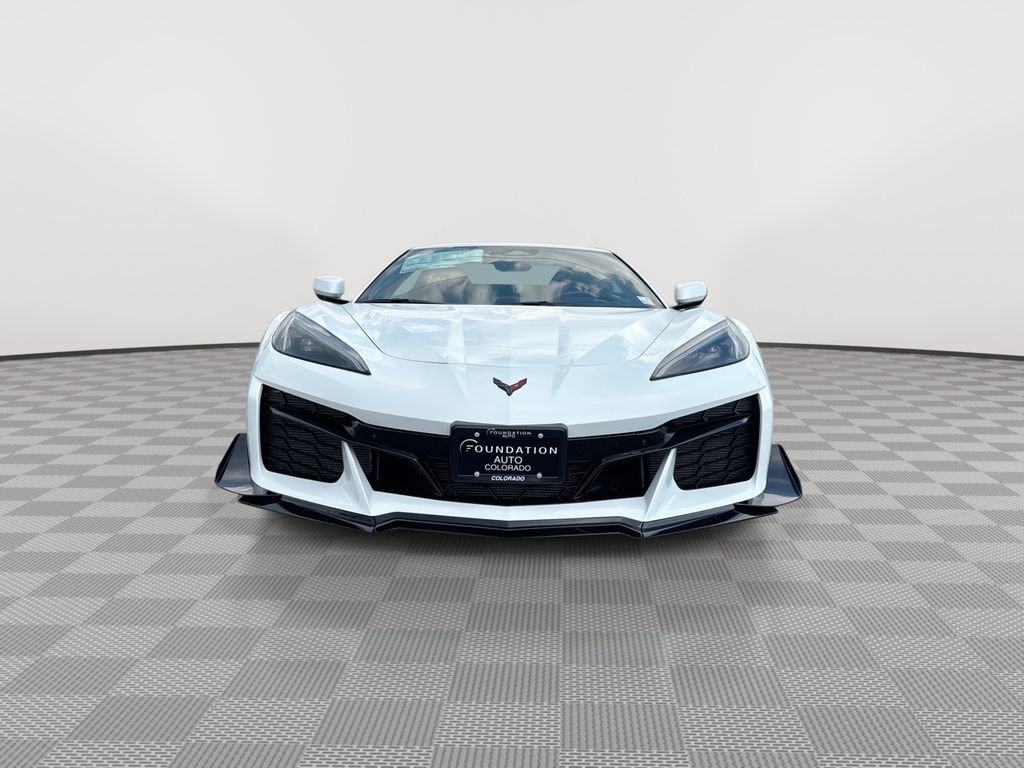 New 2027 Chevrolet Corvette Z06 w/ Z07 Performance Package RWD image 3