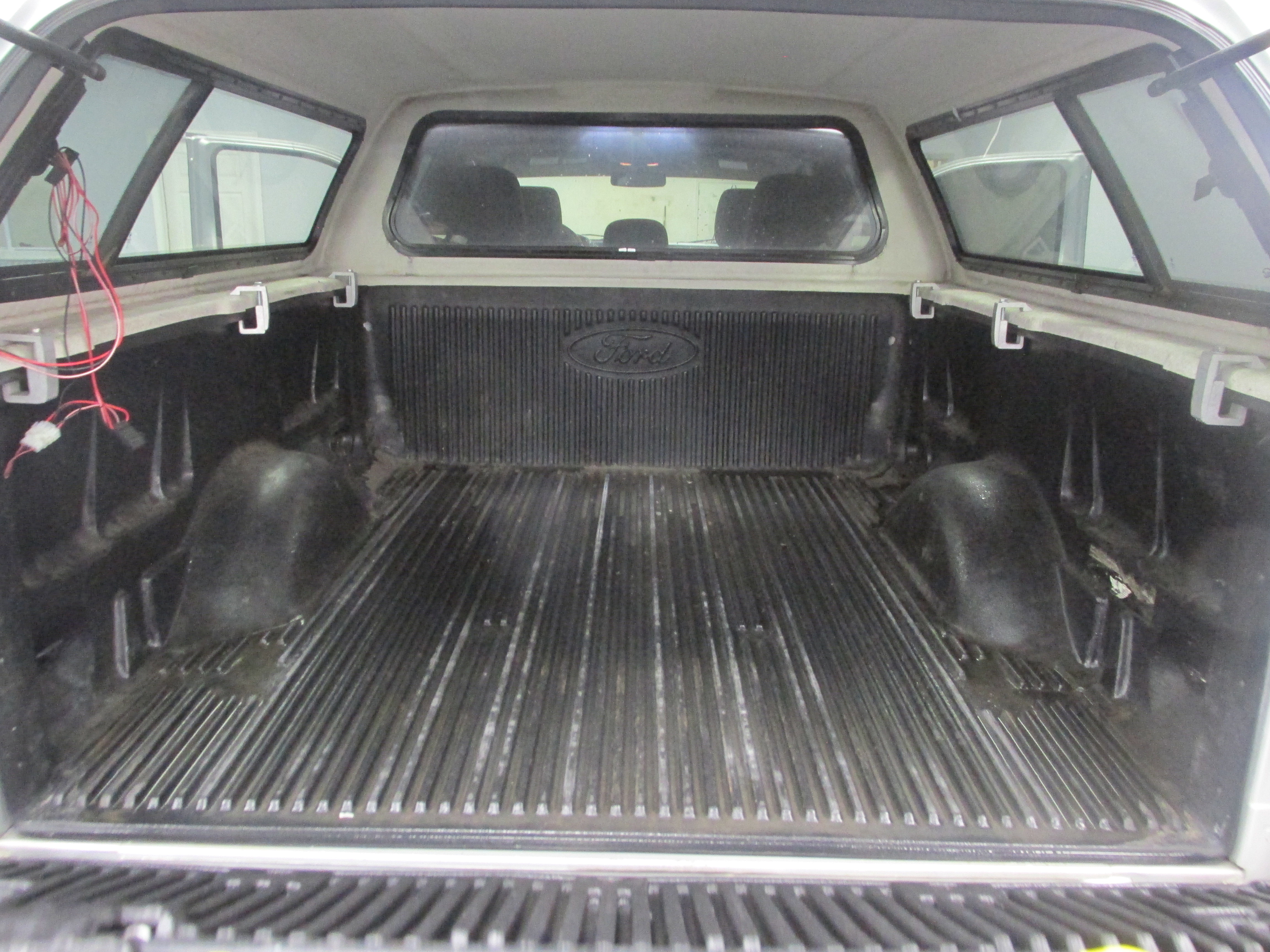 Used 2013 Ford F150 XLT w/ Mid Equipment Group AWD/4WD image 24