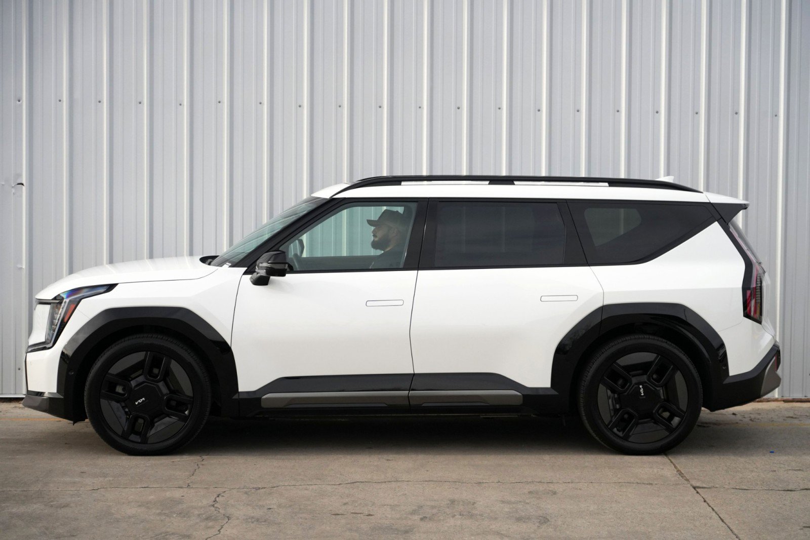 Used 2024 Kia EV9 GT-Line image 54