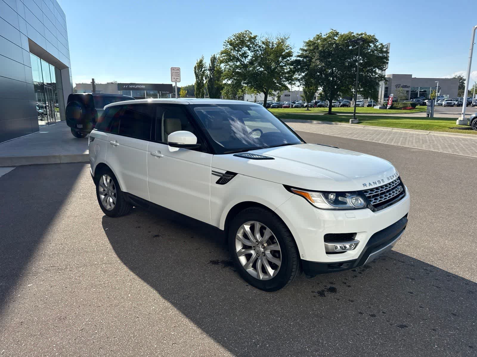 Used 2016 Land Rover Range Rover Sport HSE AWD/4WD image 7