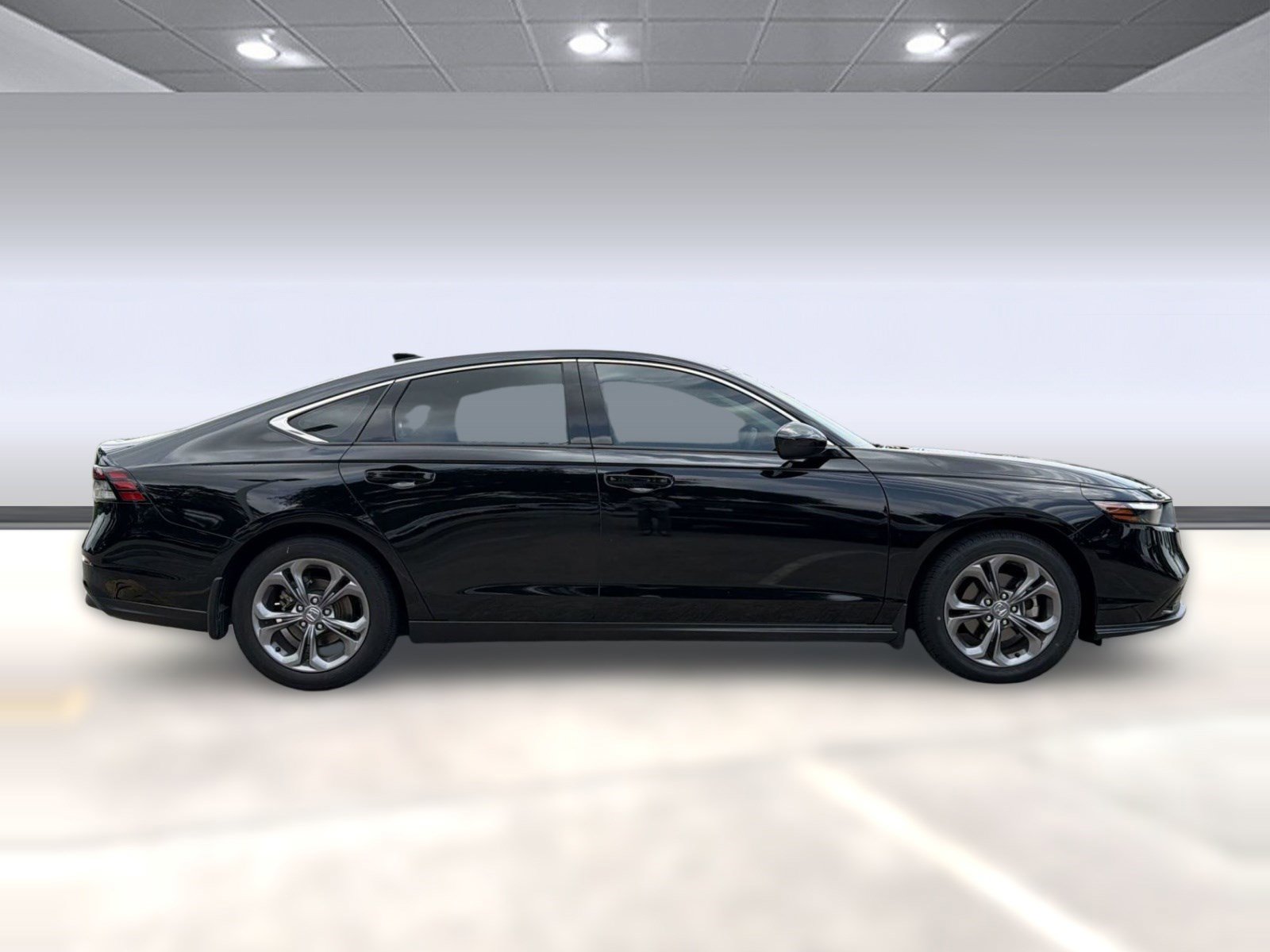 Used 2024 Honda Accord EX image 8