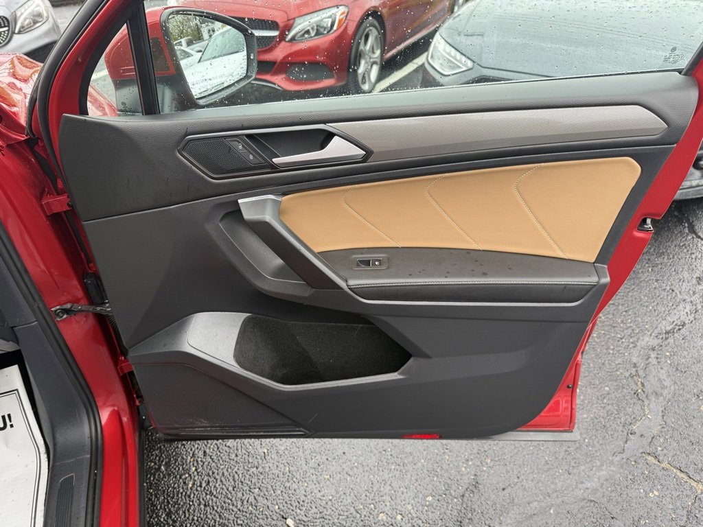 Used 2022 Volkswagen Tiguan SE image 28