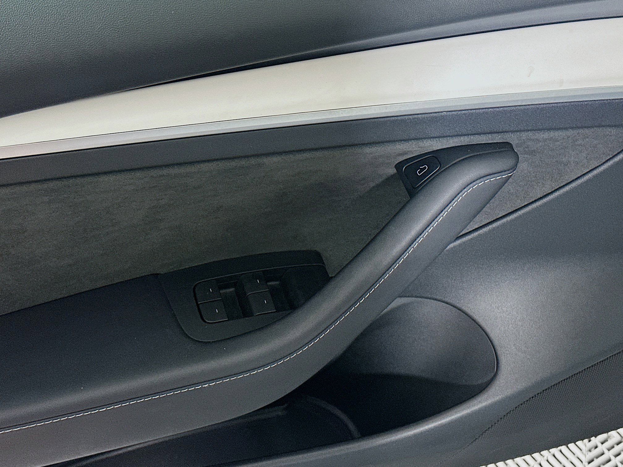 Used 2023 Tesla Model 3 Performance image 15