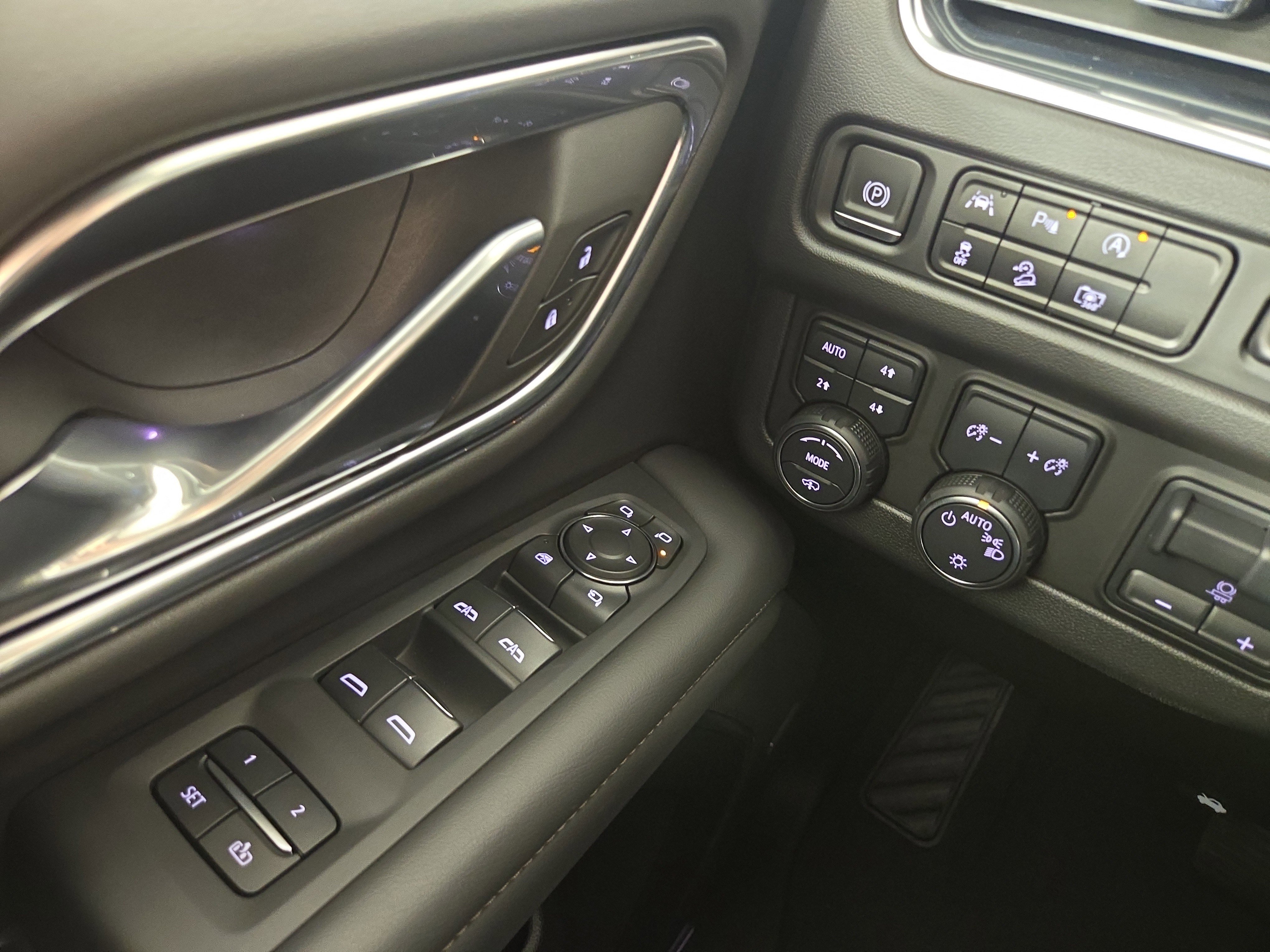 Certified 2024 Chevrolet Tahoe High Country image 31