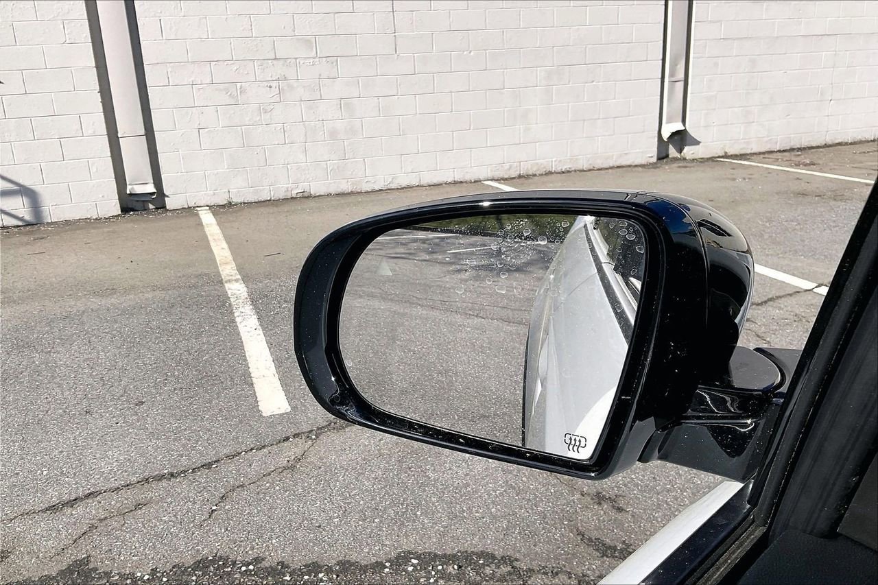 New 2026 Jeep Cherokee Limited image 24