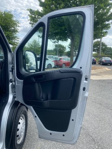 Used 2023 RAM ProMaster 2500 w/ Driver Convenience Group FWD image 19