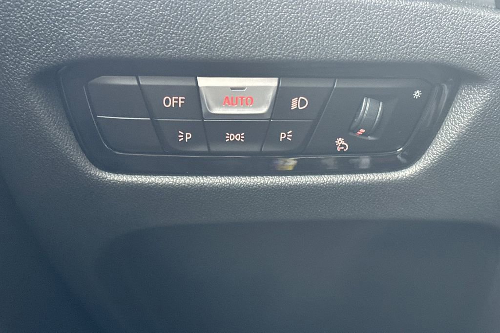 Used 2023 BMW i4 eDrive40 w/ M Sport Package image 27