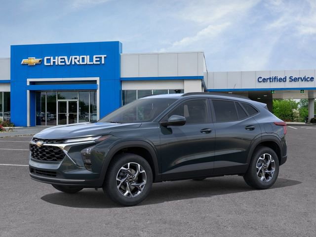 New 2026 Chevrolet Trax LT w/ Driver Confidence Package image 2