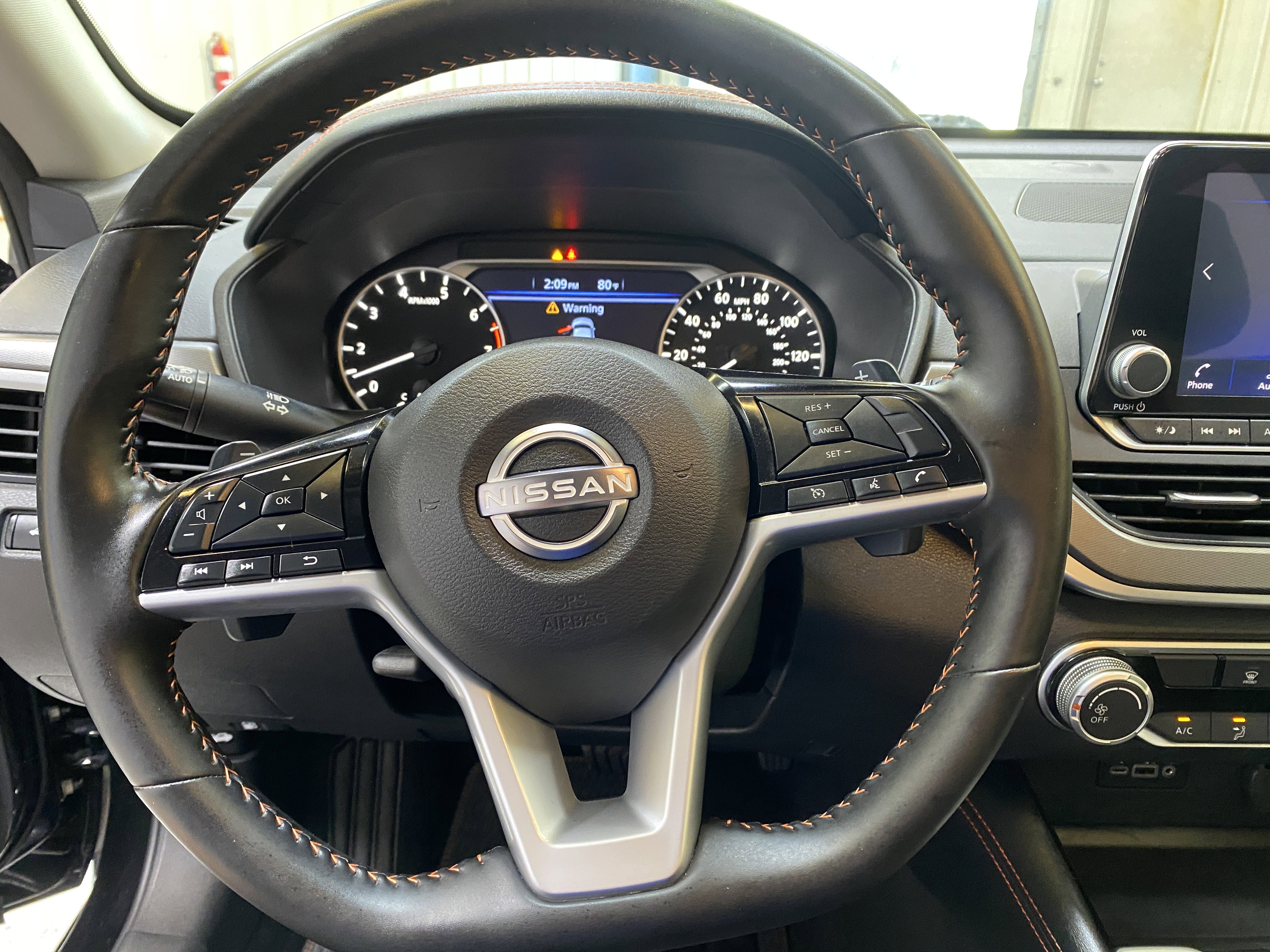 Used 2025 Nissan Altima 2.5 SR image 30