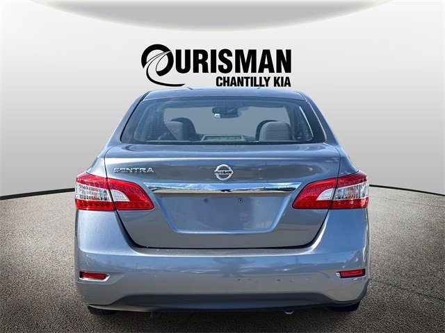Used 2015 Nissan Sentra S image 3