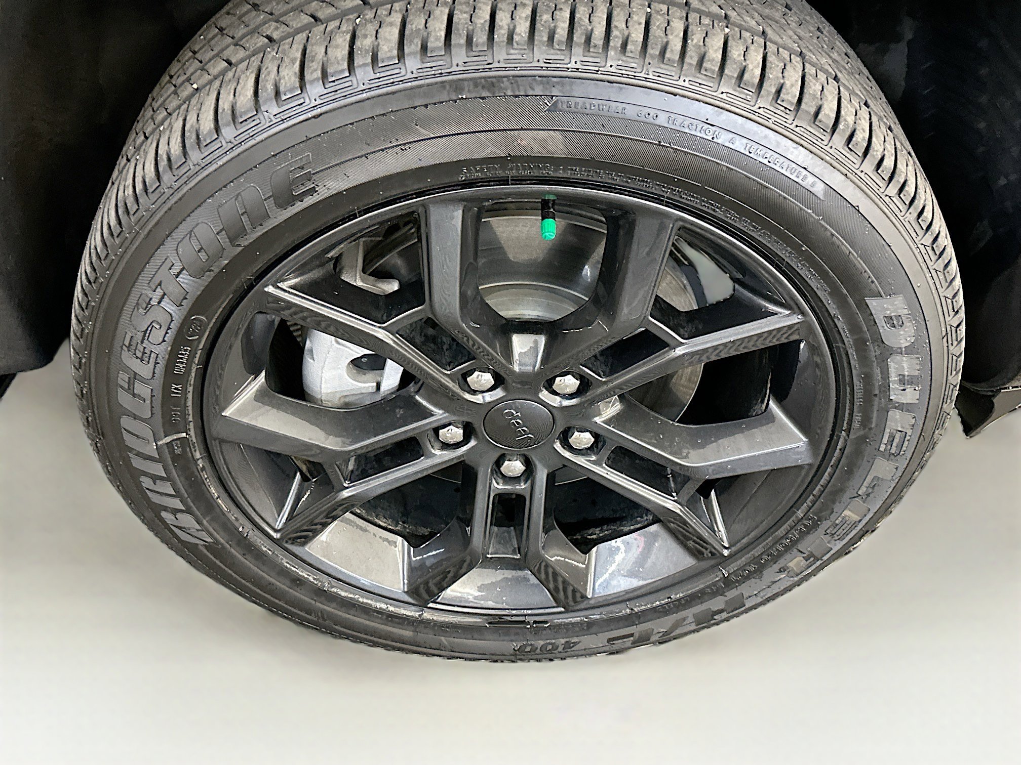 Used 2024 Jeep Grand Cherokee Limited 4xe image 11