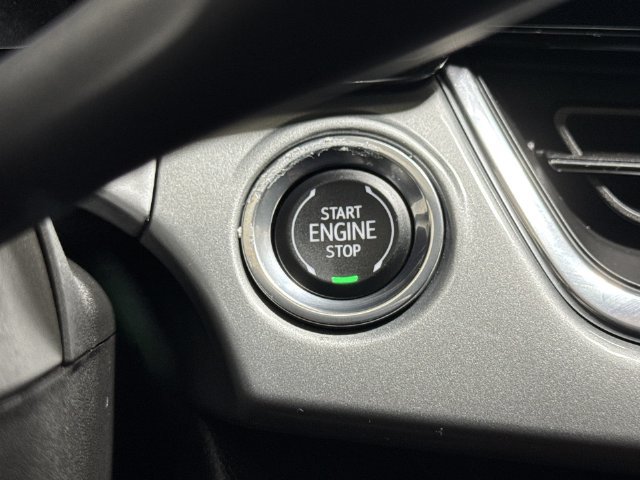Used 2025 Chevrolet Trax LT FWD image 16