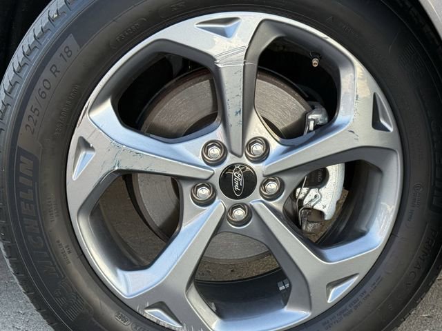 Used 2024 Ford Escape ST-Line image 9