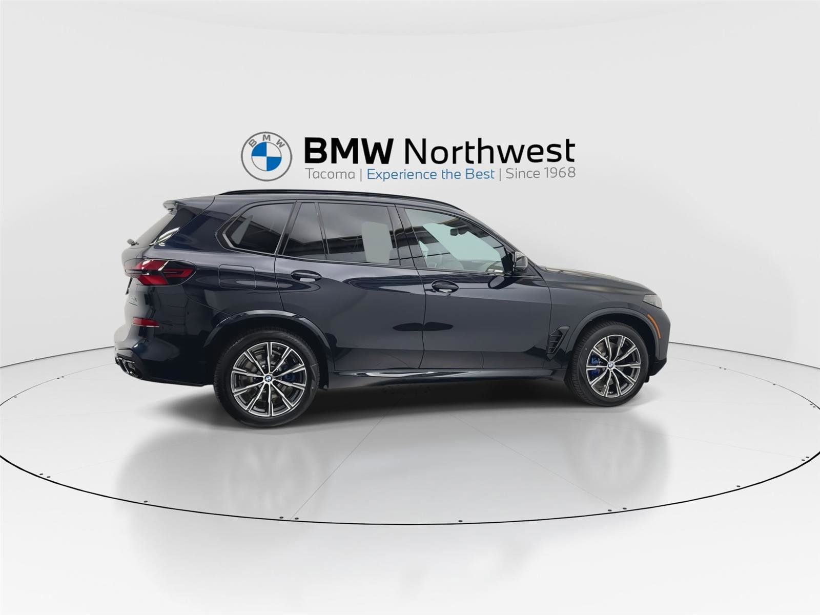 New 2026 BMW X5 M60i image 4