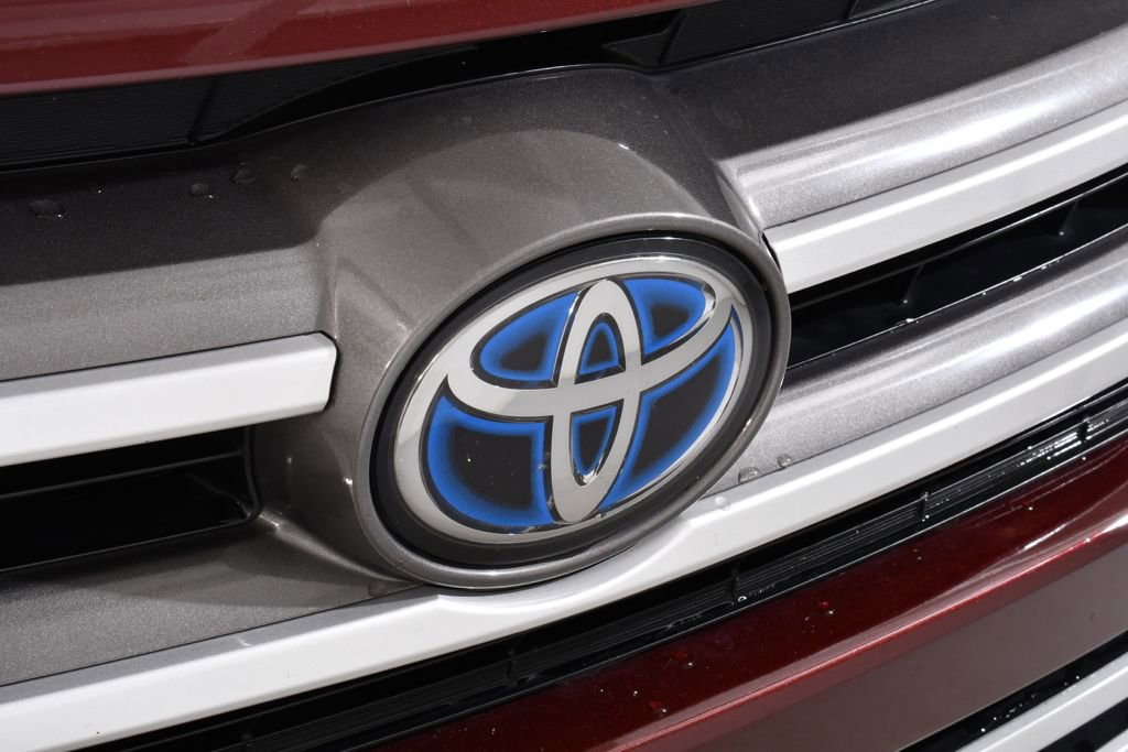 Used 2019 Toyota Highlander XLE AWD/4WD image 22
