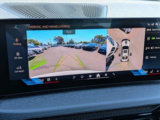 New 2026 BMW 330i Sedan w/ Premium Package RWD image 12