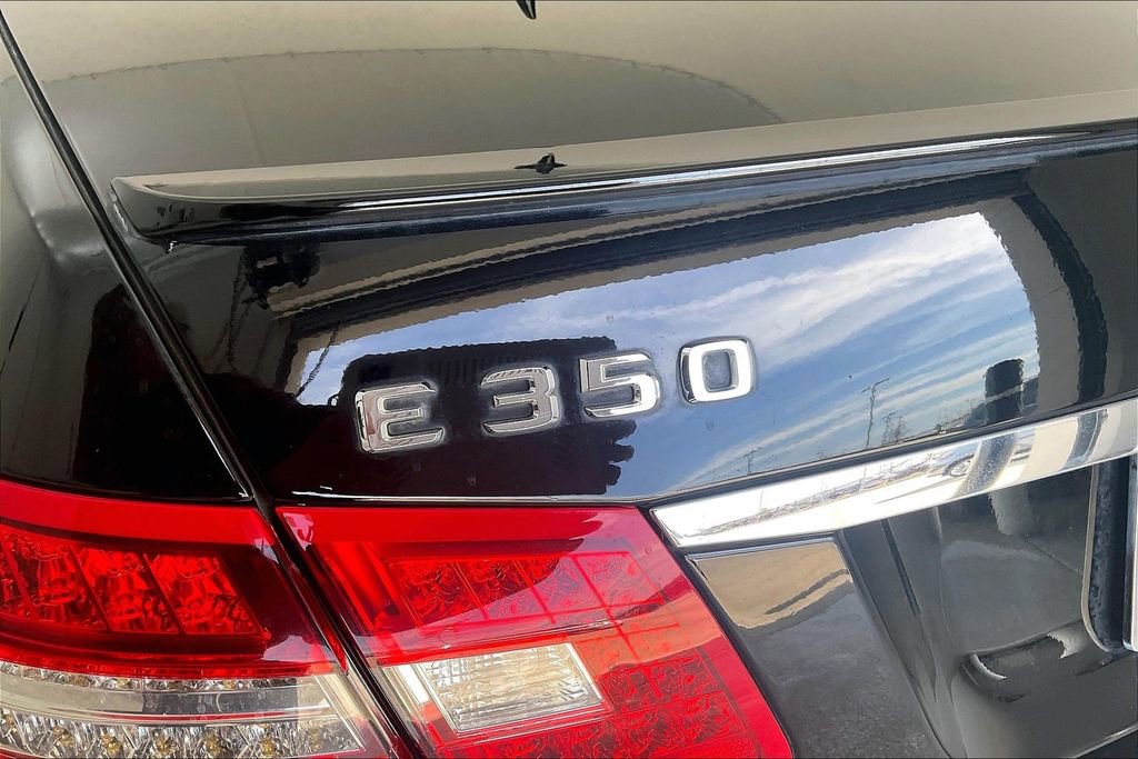 Used 2011 Mercedes-Benz E 350 Sedan image 41