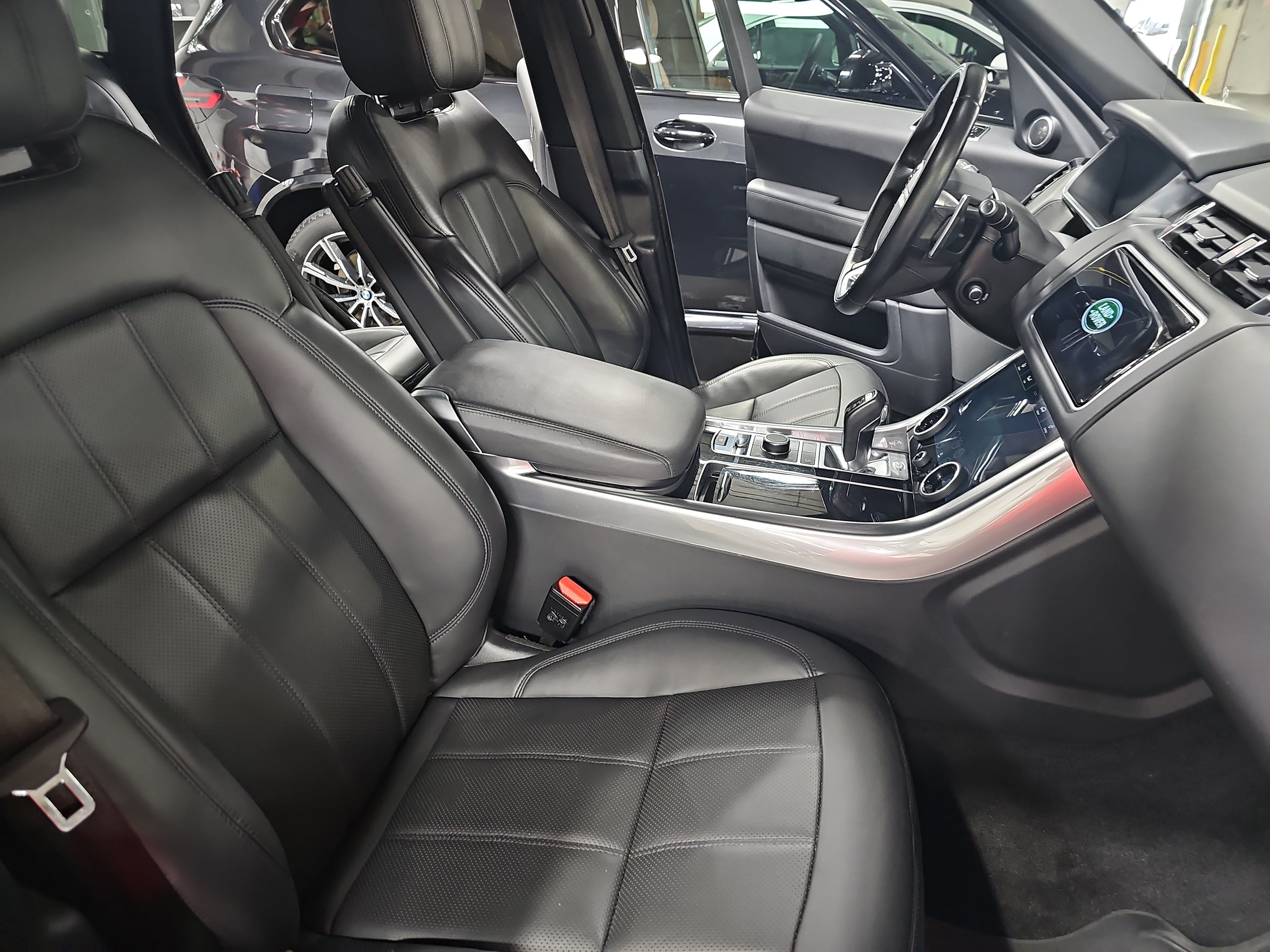 Used 2020 Land Rover Range Rover Sport HSE Dynamic AWD/4WD image 10