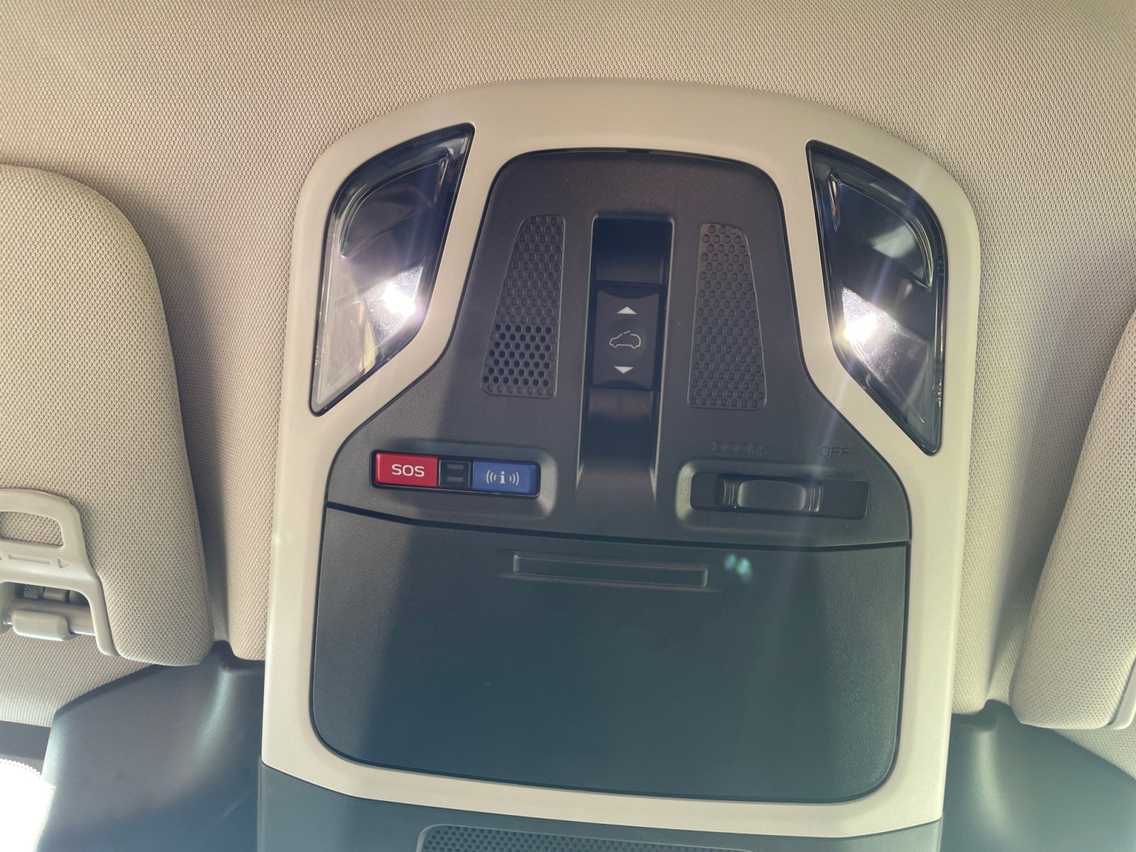 Certified 2025 Subaru Outback Onyx Edition XT image 27