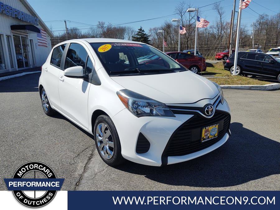 Used 2017 Toyota Yaris L w/ Carpet Mat Package FWD image 1