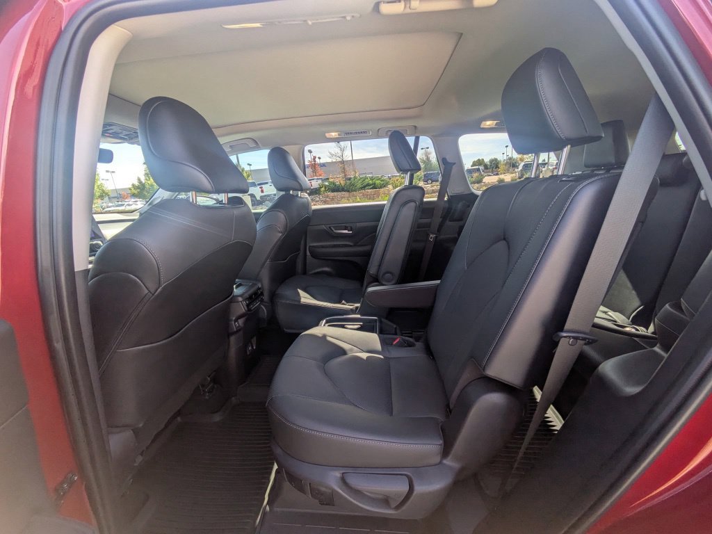 Used 2026 Toyota Grand Highlander AWD Hybrid image 29