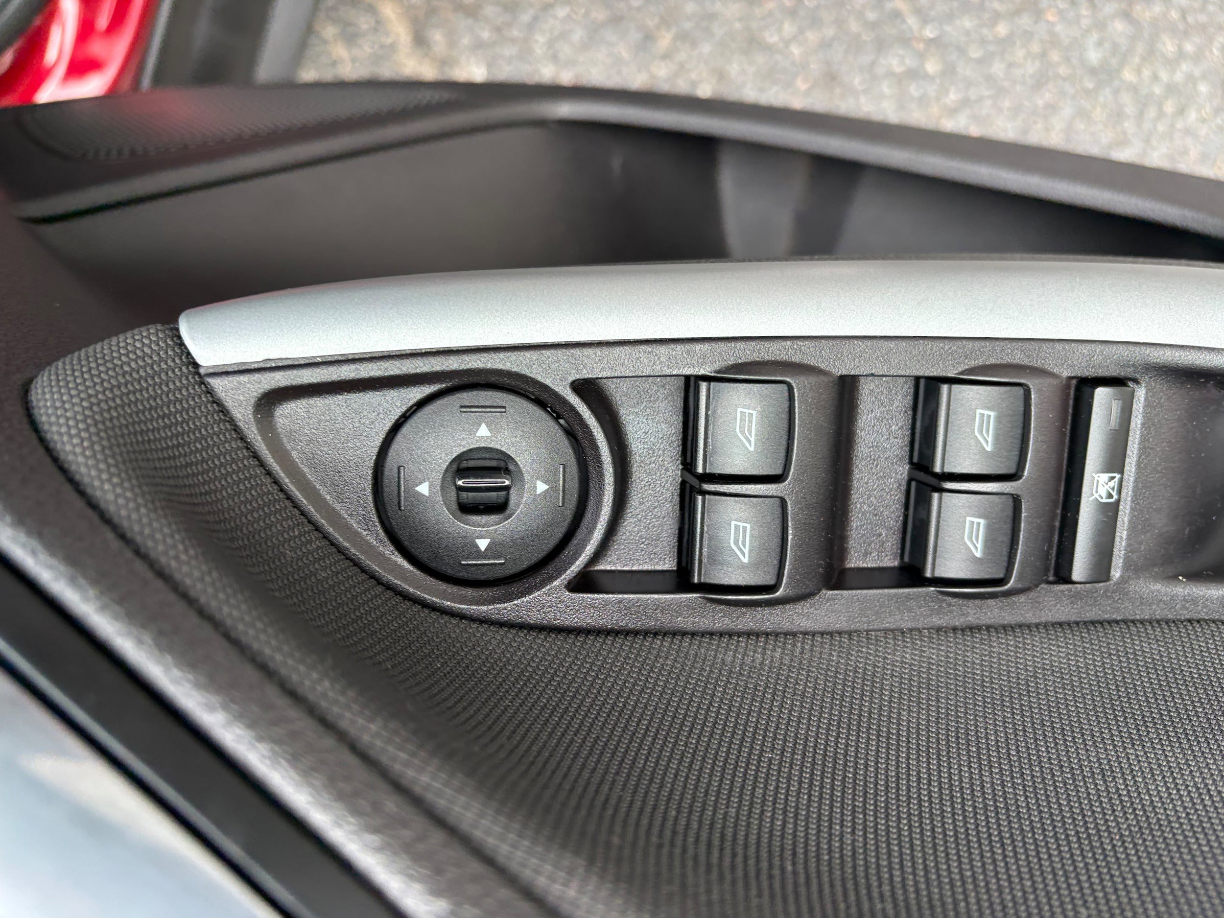 Used 2014 Ford Focus SE w/ Equipment Group 201A image 24