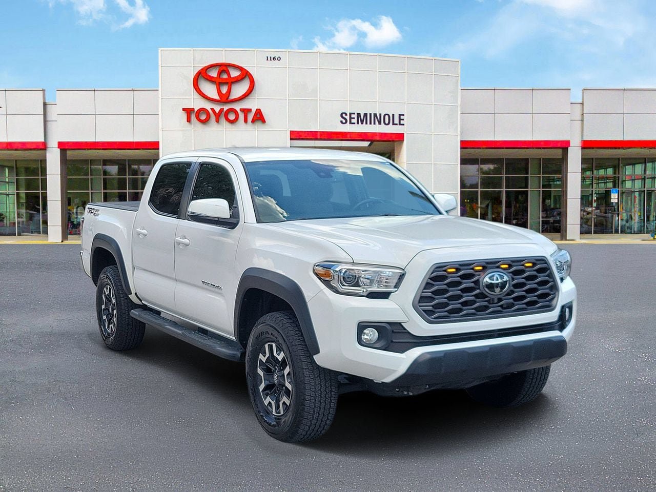 Used 2021 Toyota Tacoma TRD Off-Road RWD image 2