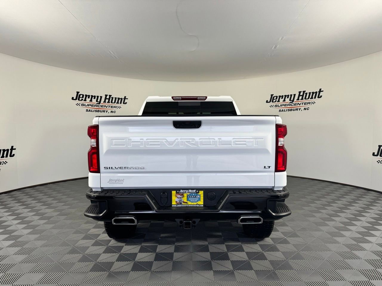 Used 2025 Chevrolet Silverado 1500 LT Trail Boss w/ Convenience Package II image 6