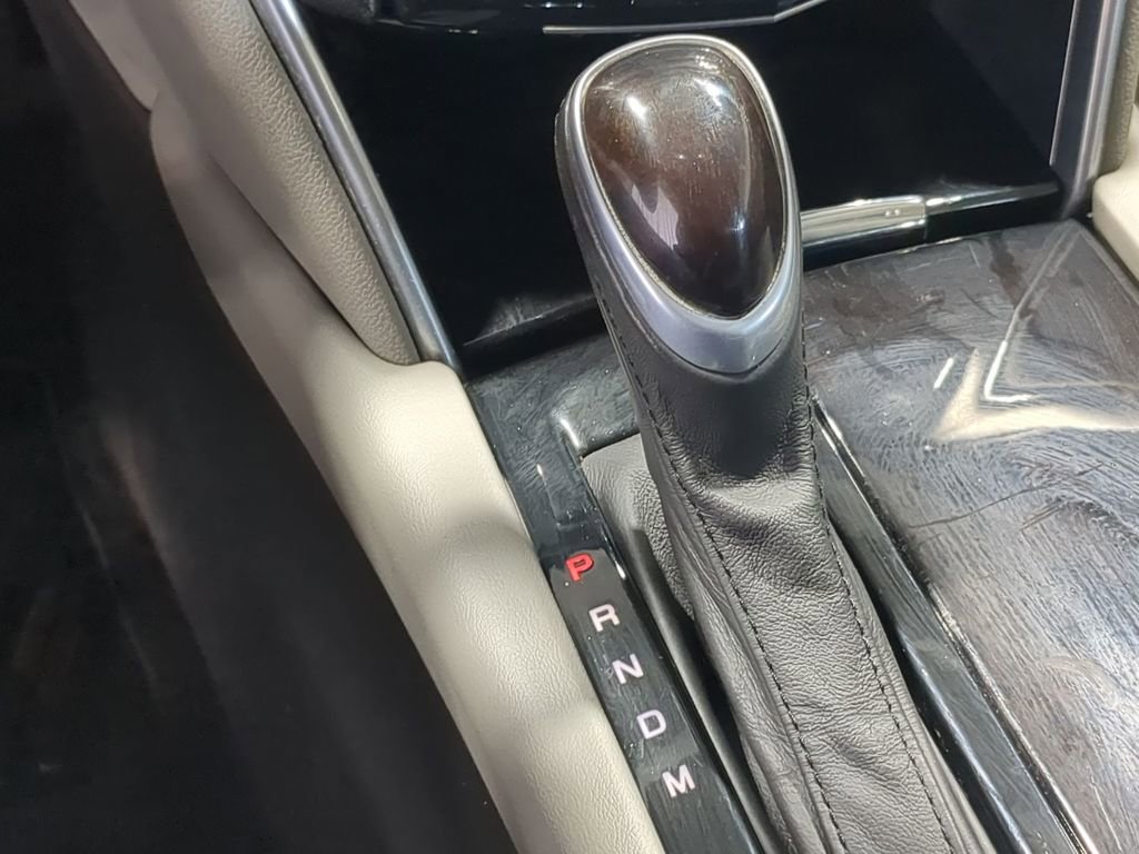 Used 2017 Cadillac XTS Luxury FWD image 36