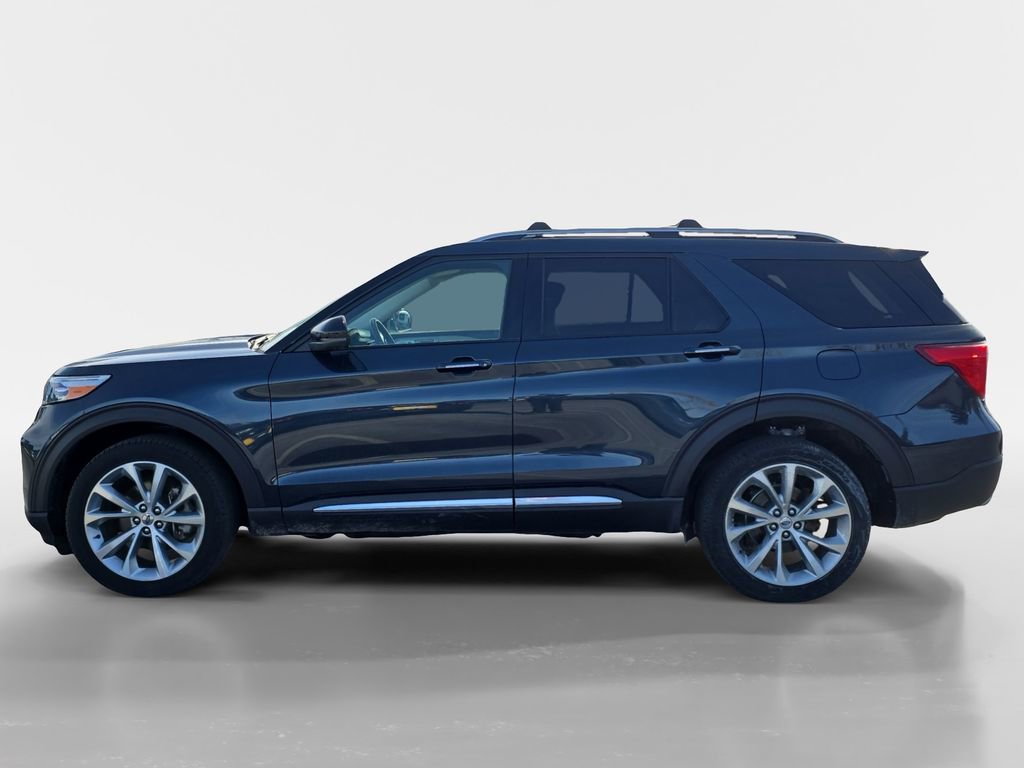 Used 2023 Ford Explorer Platinum w/ Premium Technology Package image 2