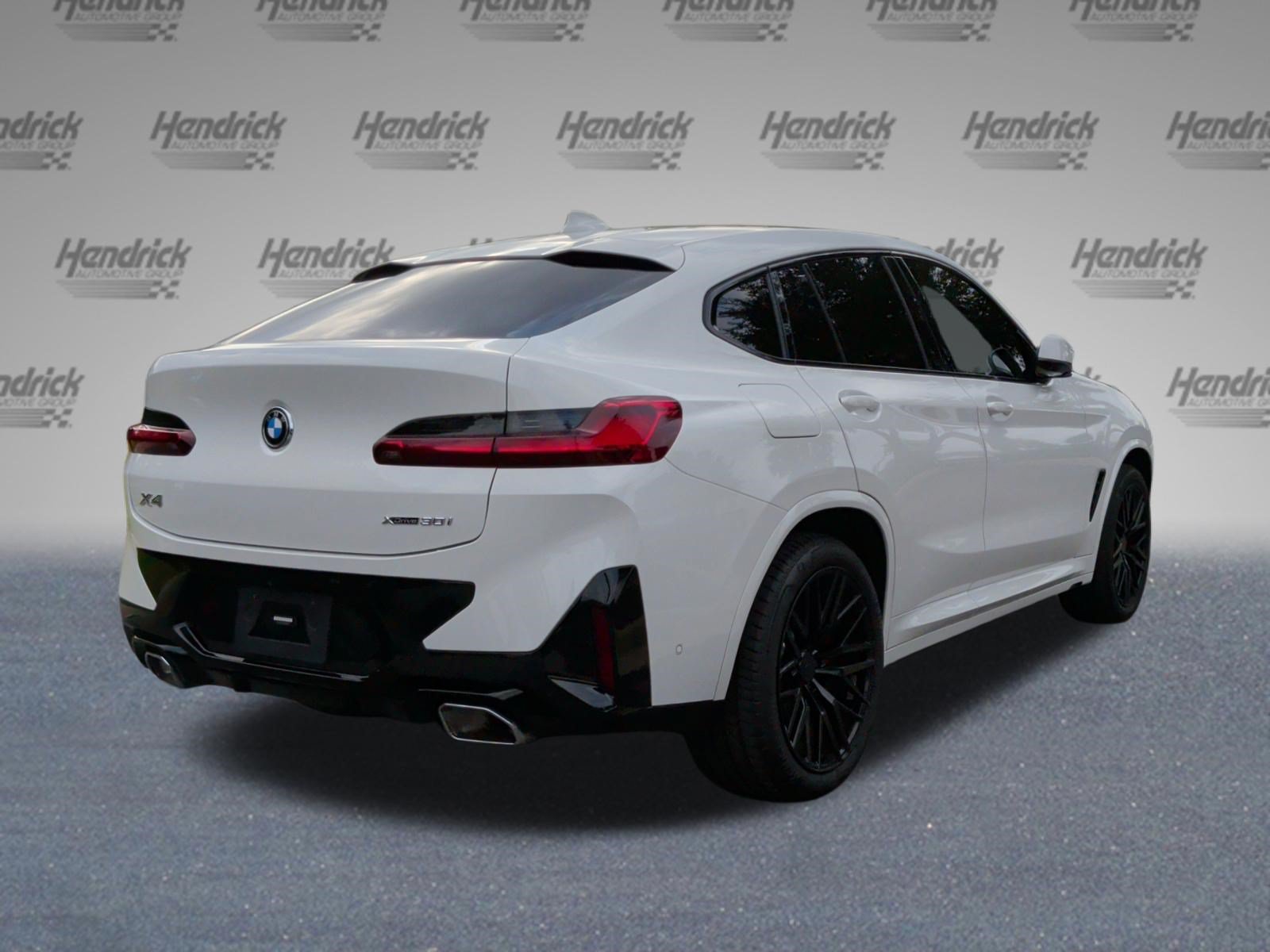 Used 2022 BMW X4 xDrive30i AWD/4WD image 7