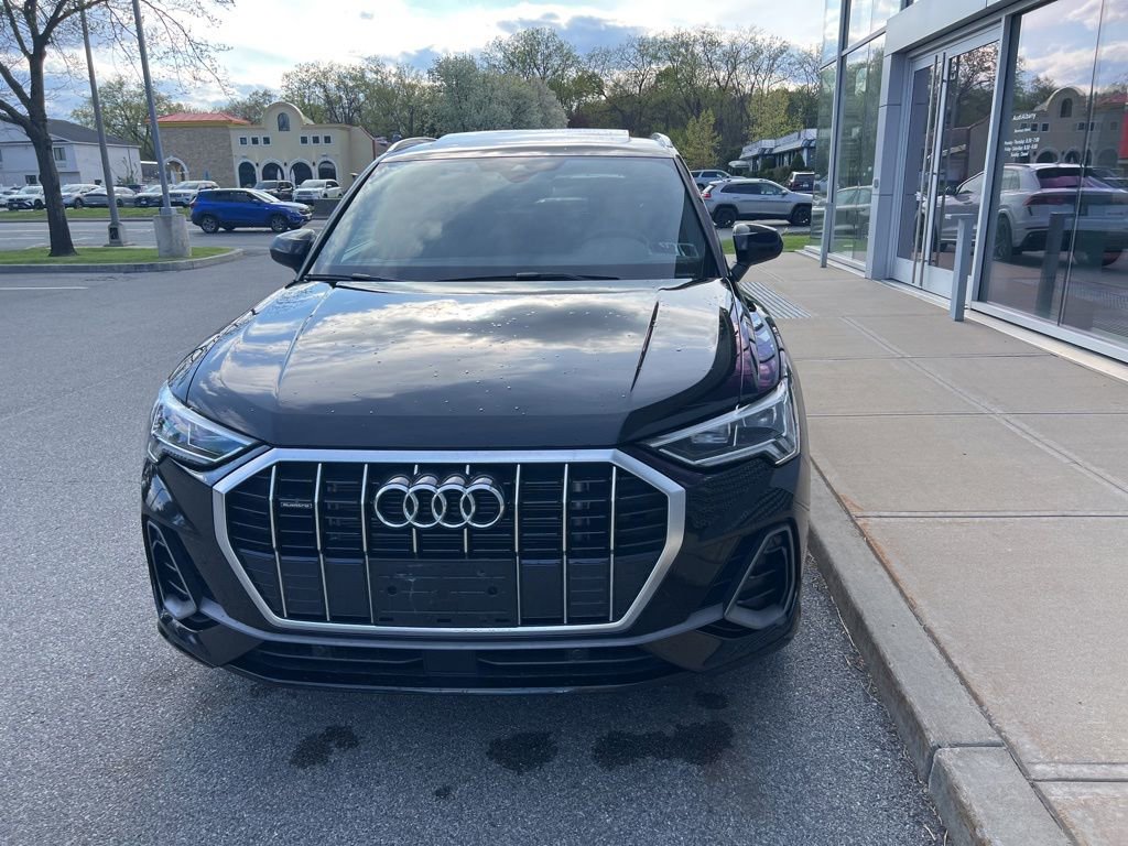 Used 2025 Audi Q3 2.0T Premium w/ Convenience Package AWD/4WD image 47