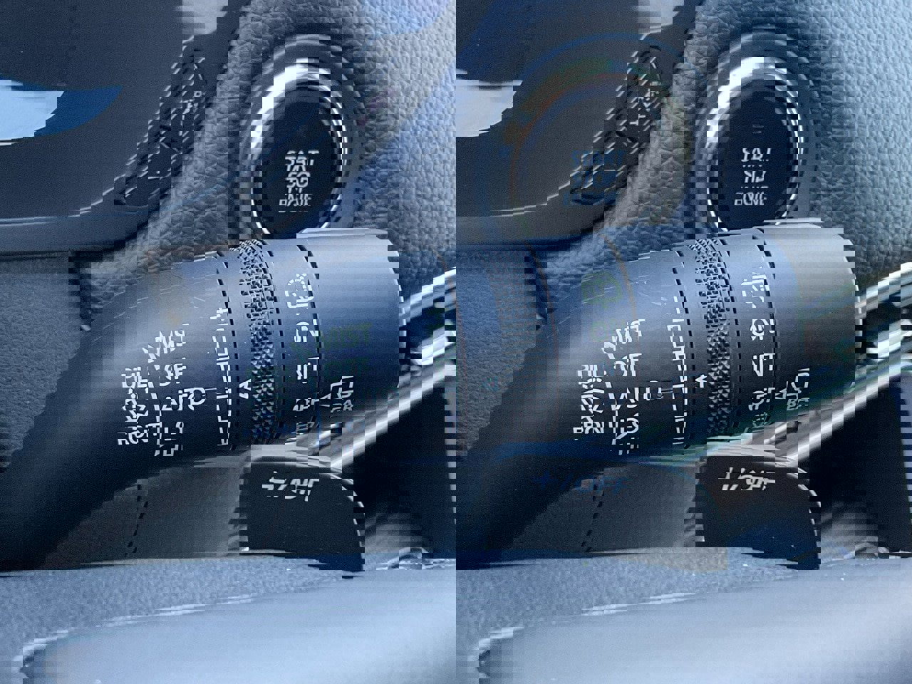 Used 2025 MAZDA CX-70 3.3 Turbo w/ Preferred Package image 34