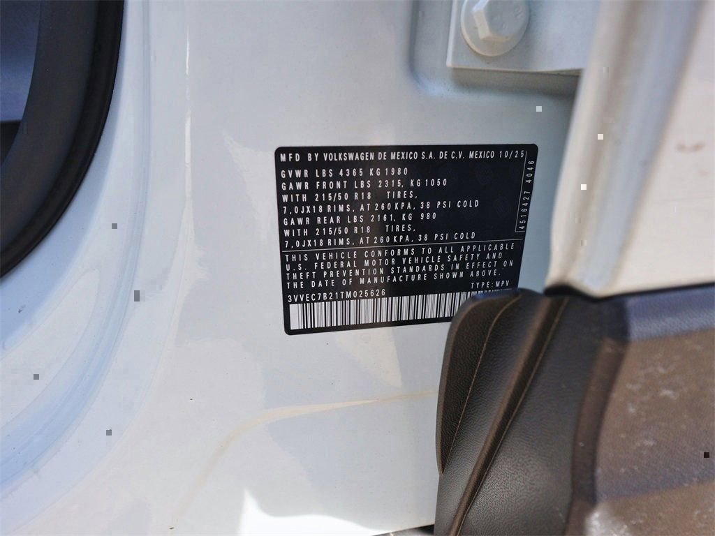 New 2026 Volkswagen Taos SE FWD image 30