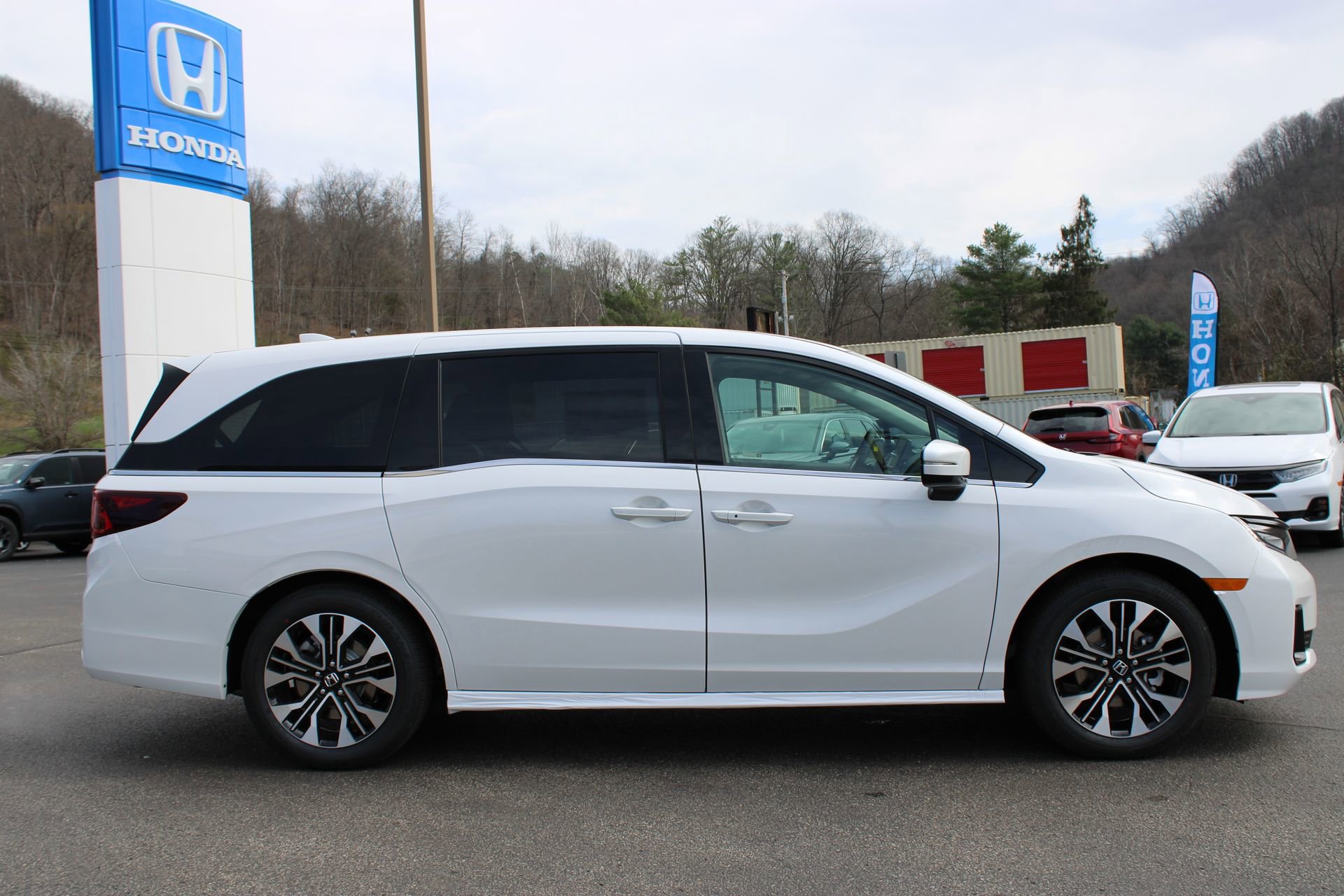 New 2026 Honda Odyssey Elite image 7