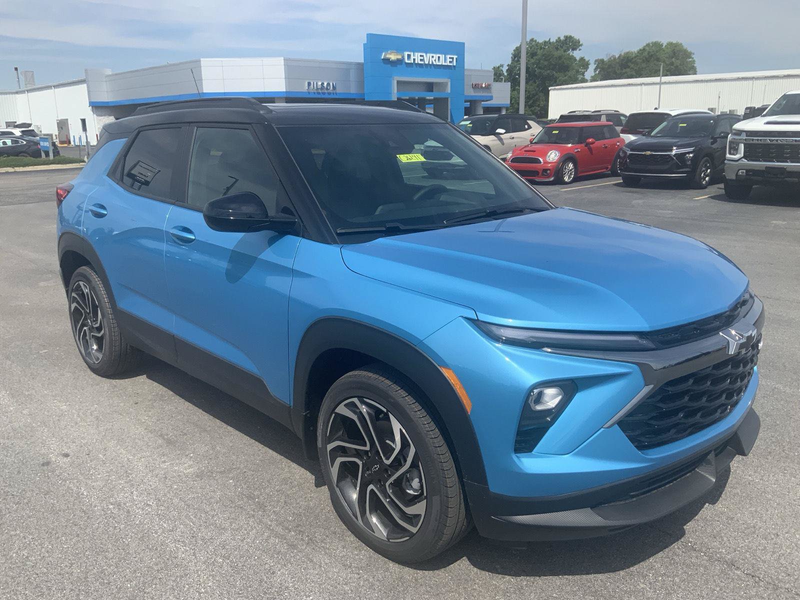 New 2026 Chevrolet TrailBlazer RS w/ Convenience Package AWD/4WD image 2