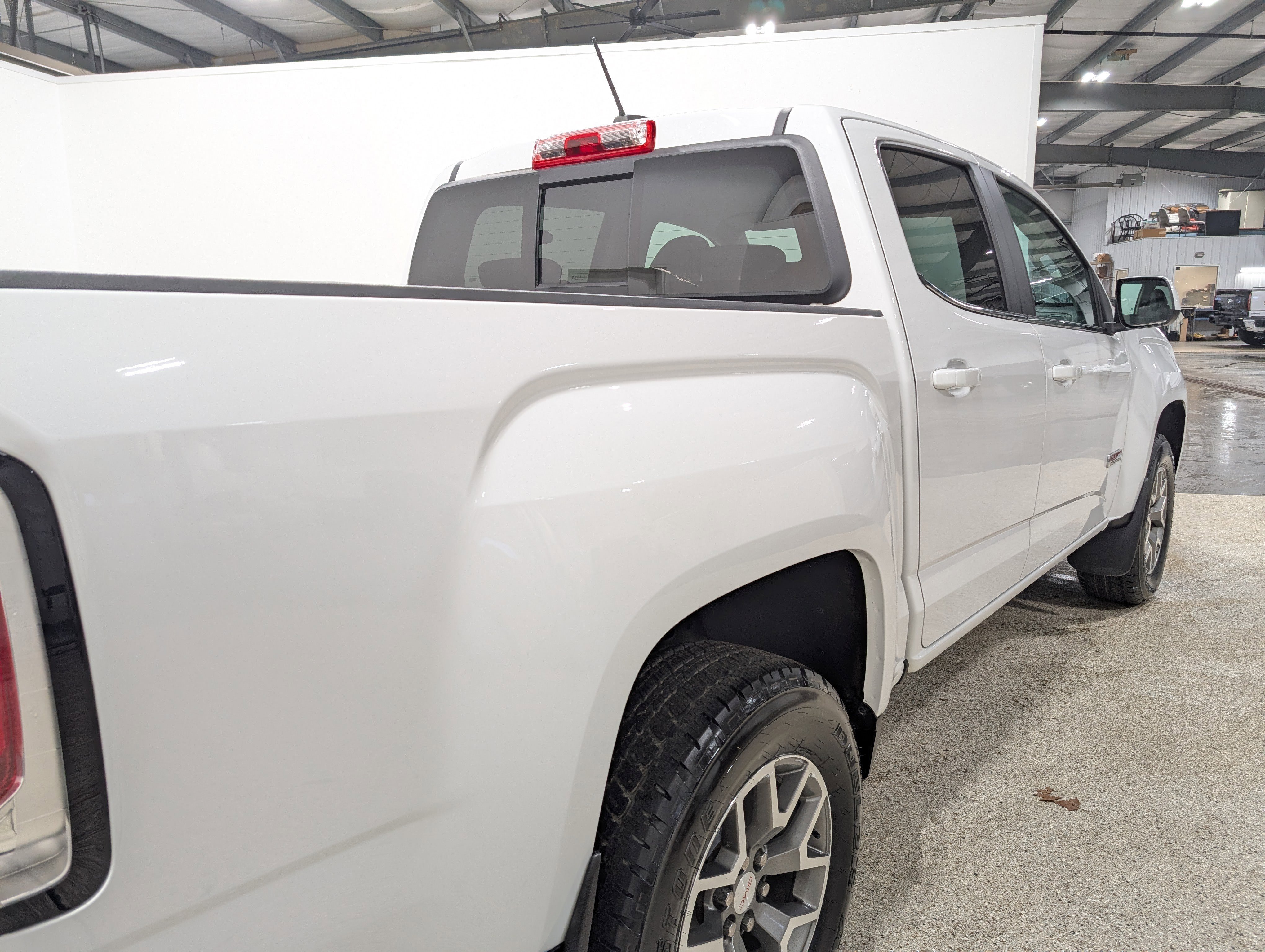 Used 2019 GMC Canyon All Terrain w/ Trailering Package image 3