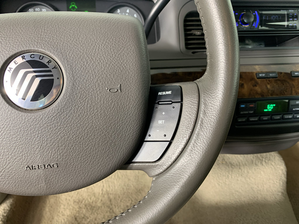 Used 2010 Mercury Grand Marquis LS RWD image 18