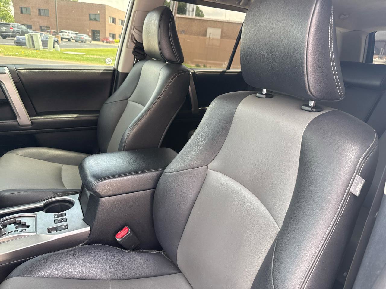 Used 2014 Toyota 4Runner SR5 Premium RWD image 27