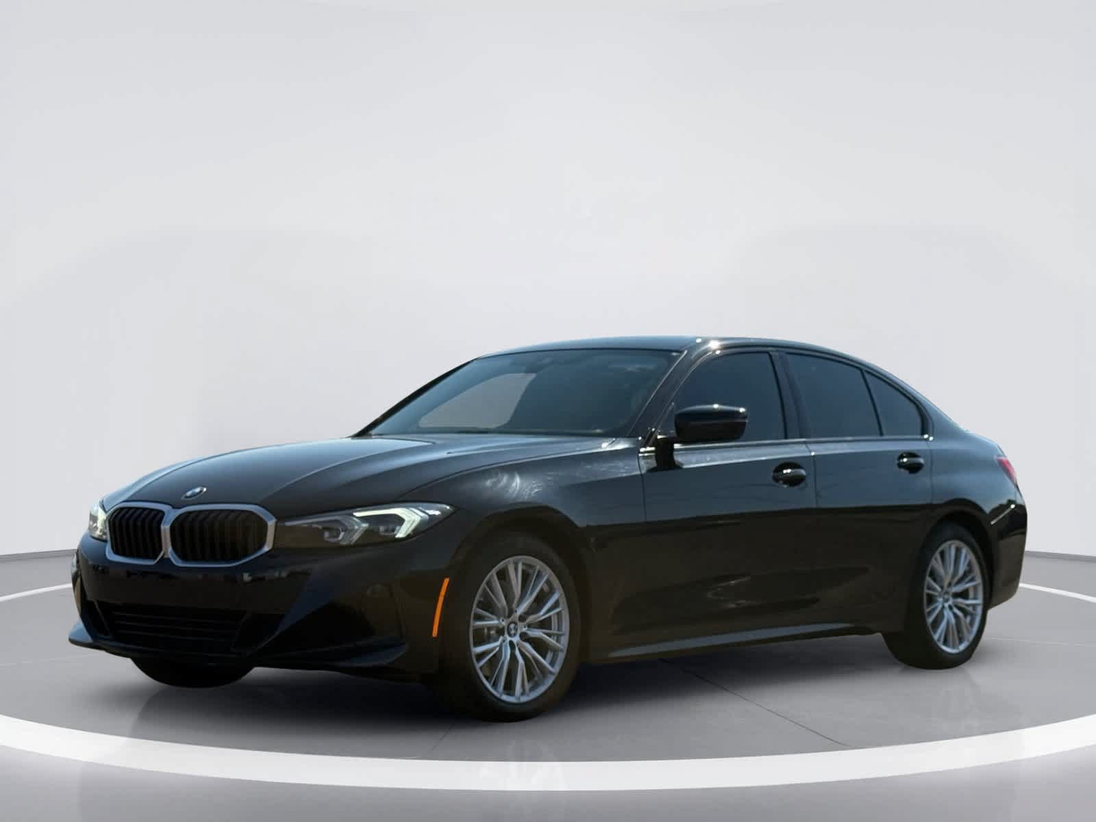 Used 2023 BMW 330i Sedan RWD image 2