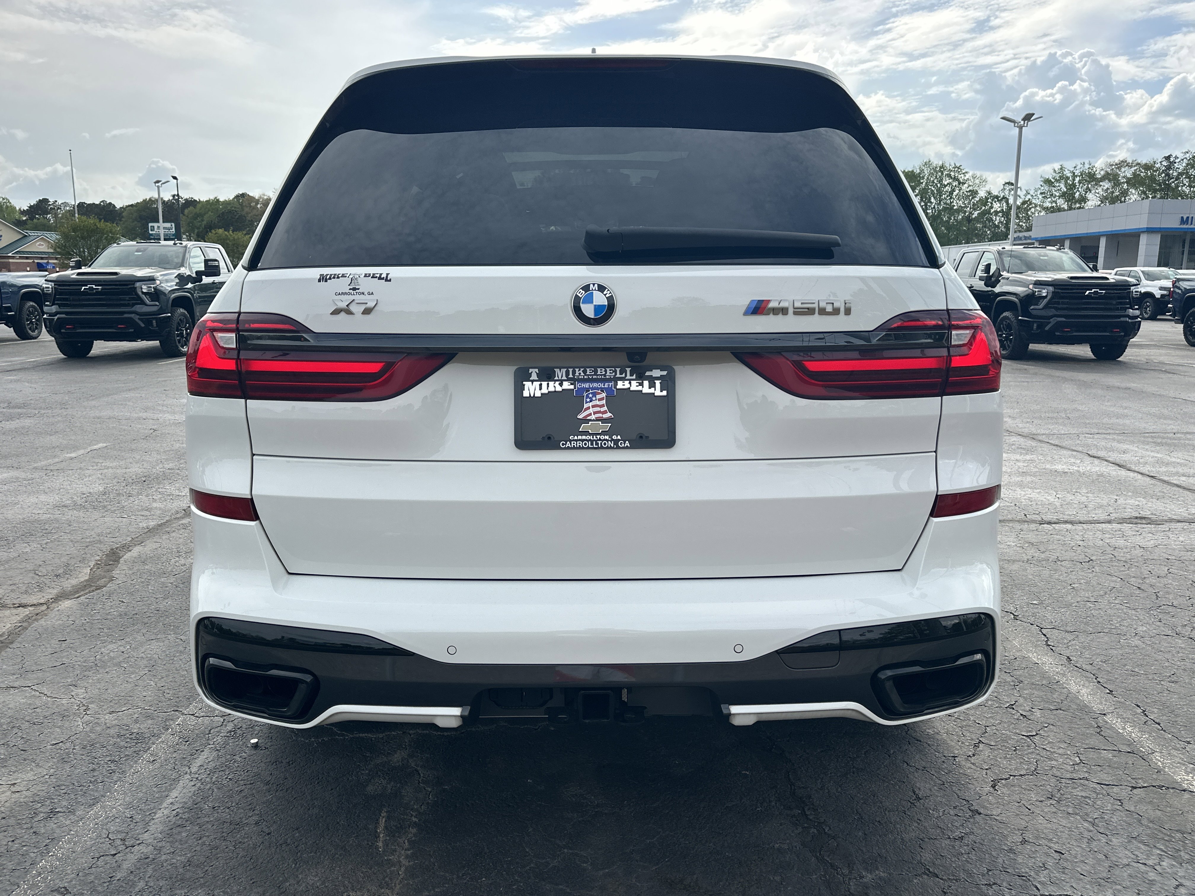 Used 2022 BMW X7 M50i w/ Dynamic Handling Package image 7