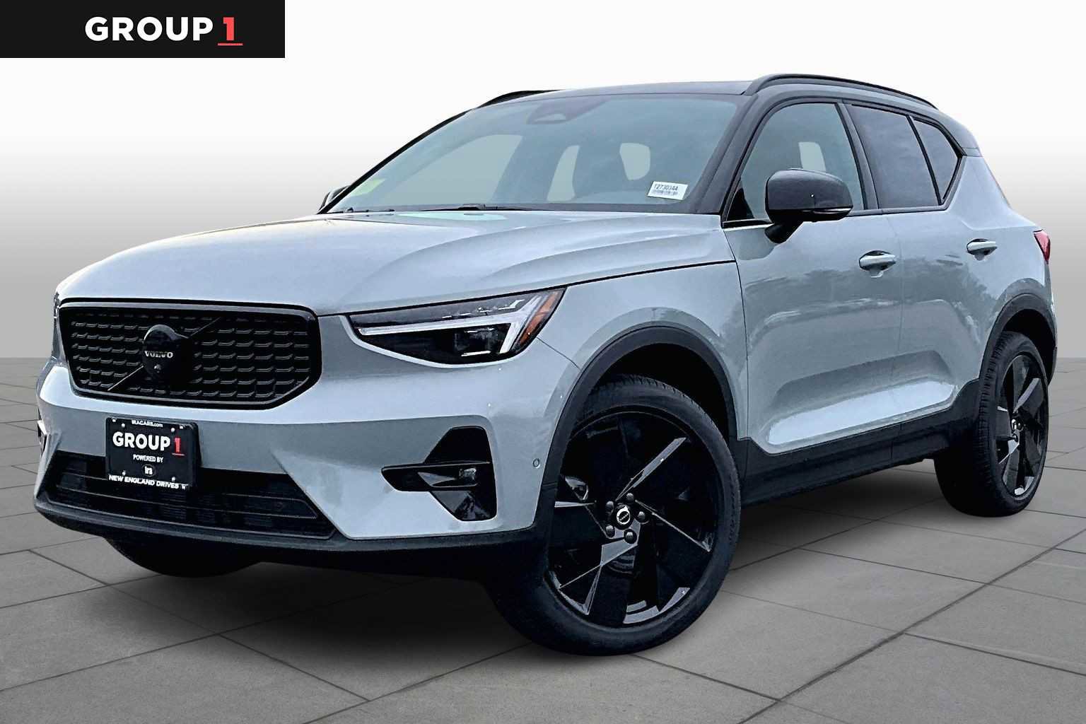 New 2026 Volvo XC40 B5 Ultra w/ Protection Package Premier video 1