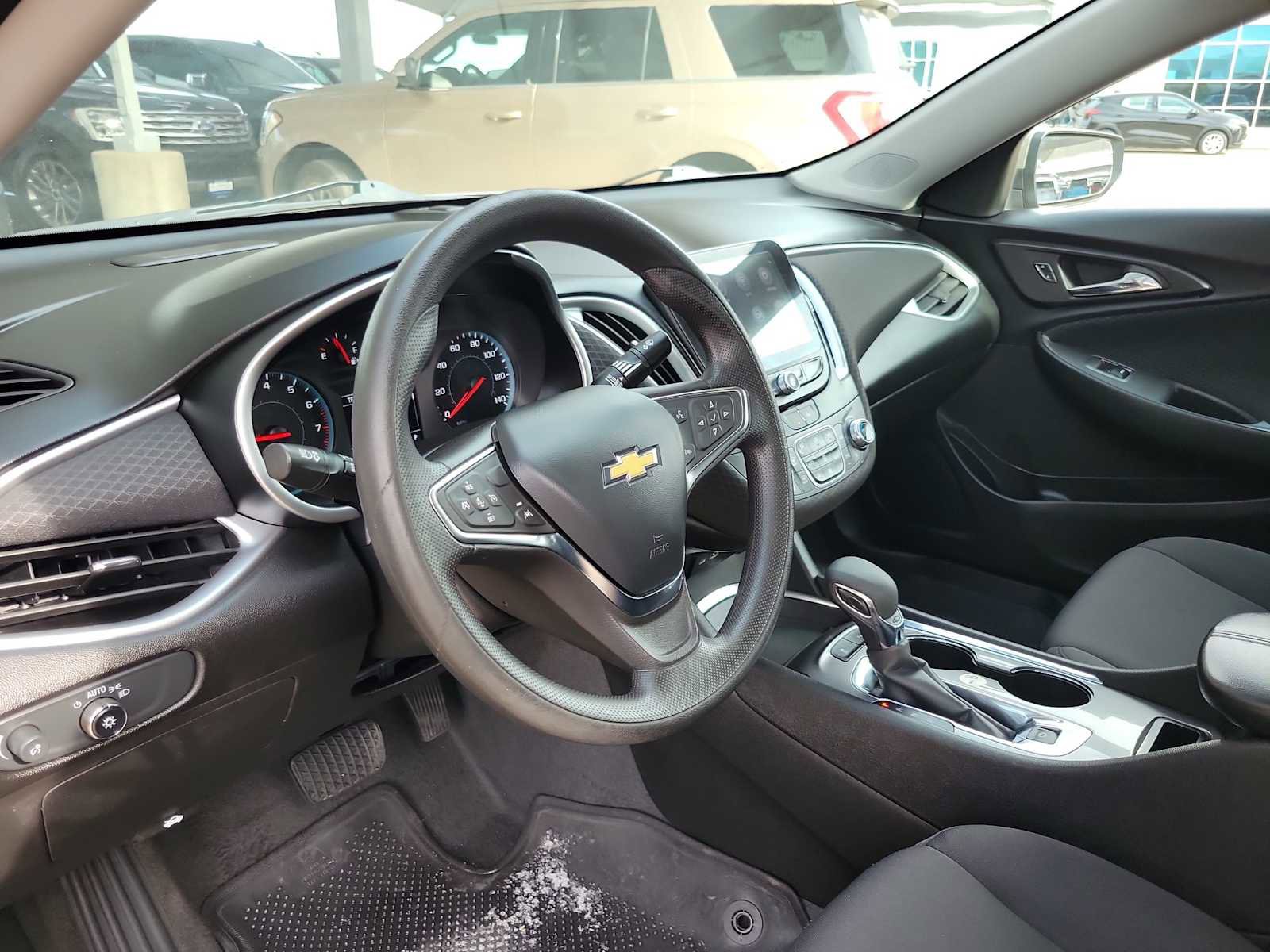 Used 2024 Chevrolet Malibu LT FWD image 10