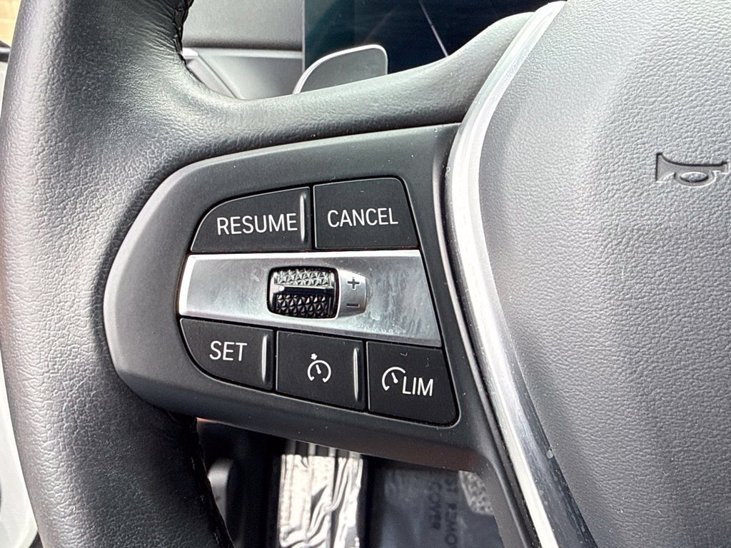 Used 2024 BMW 330i Sedan w/ Convenience Package RWD image 24