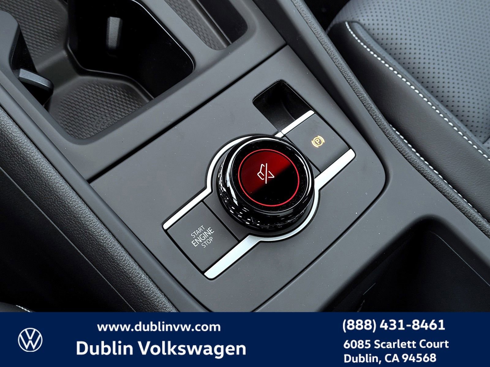 New 2026 Volkswagen Tiguan SE image 15