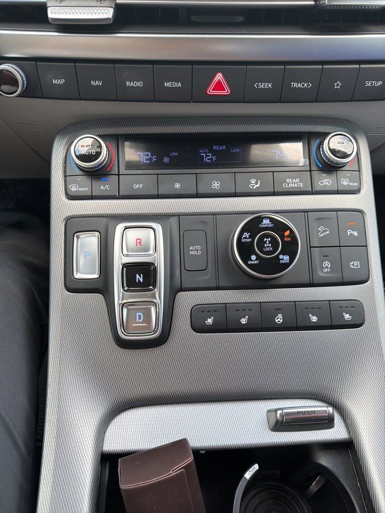 Used 2025 Hyundai Palisade Limited AWD/4WD image 6