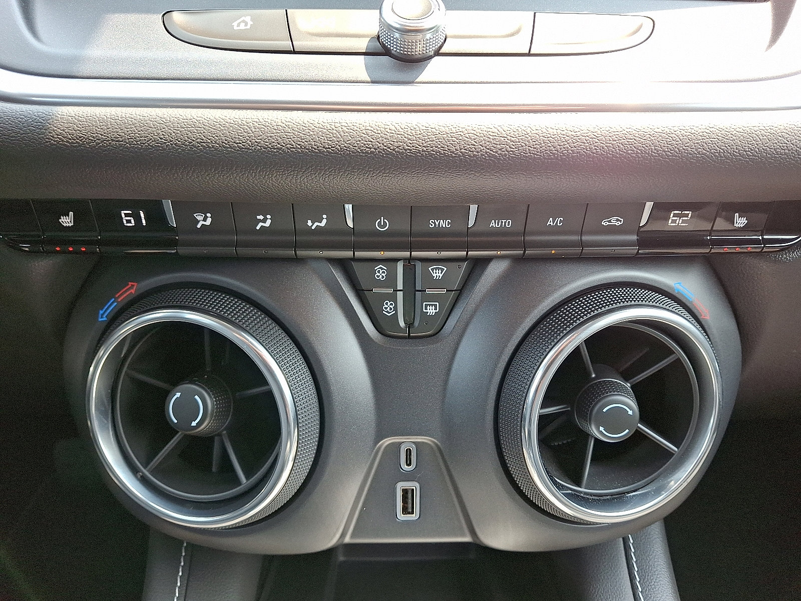 Used 2023 Chevrolet Blazer LT w/ Convenience Package image 15