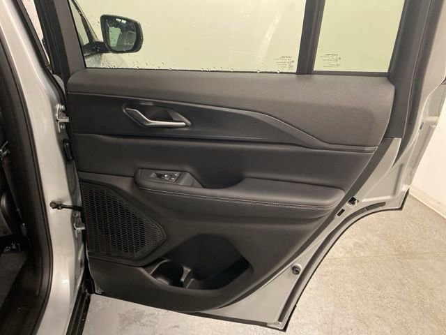 Used 2025 Jeep Grand Cherokee Laredo X w/ Luxury Tech Group I image 25