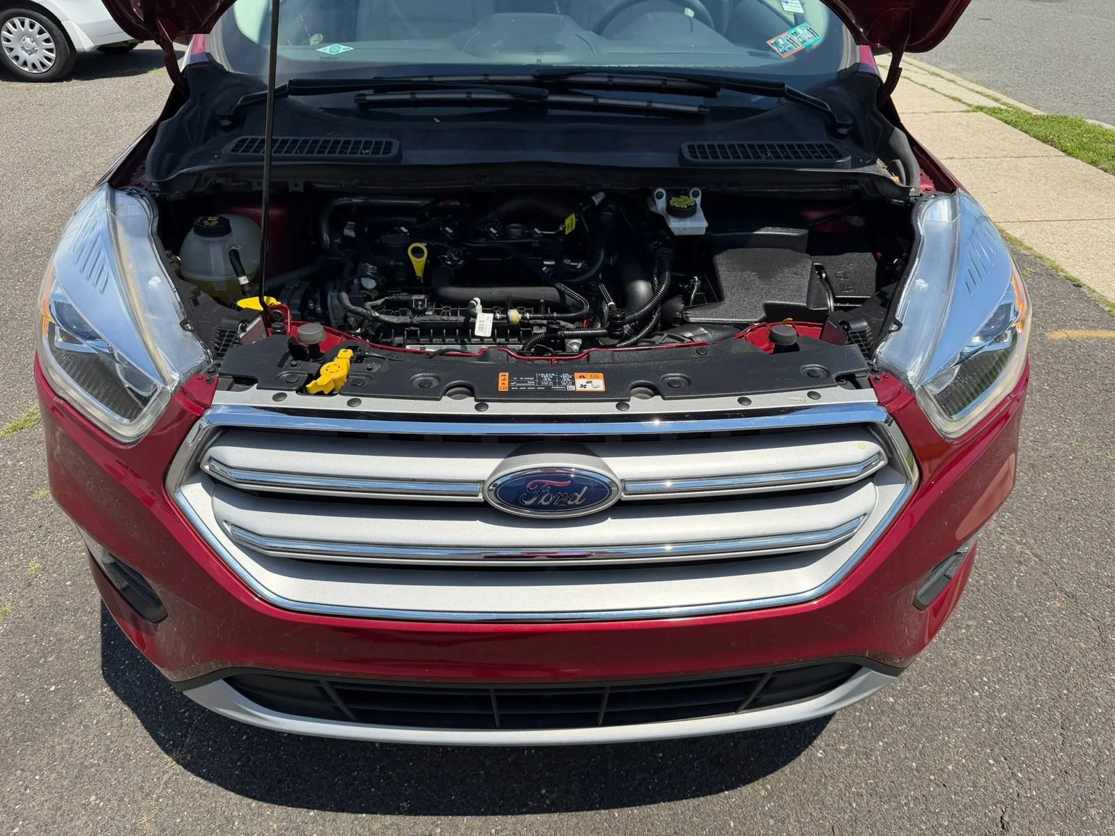 Used 2019 Ford Escape SEL AWD/4WD image 17