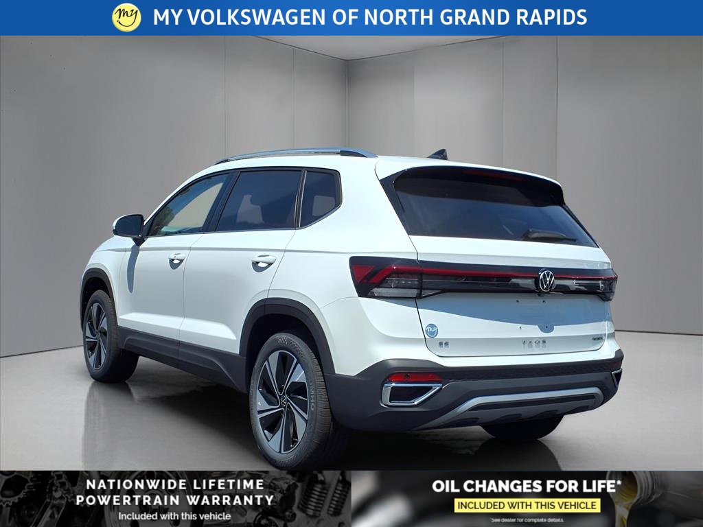 New 2025 Volkswagen Taos SE image 21
